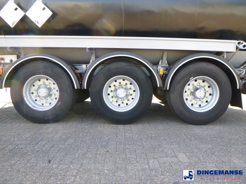 Magyar Bitumen tank inox L1.5BN 32 m3 / 1 comp + ADR - Tanksemi: bilde 5 Magyar Bitumen tank inox L1.5BN 32 m3 / 1 comp + ADR - Tanksemi: bilde 5