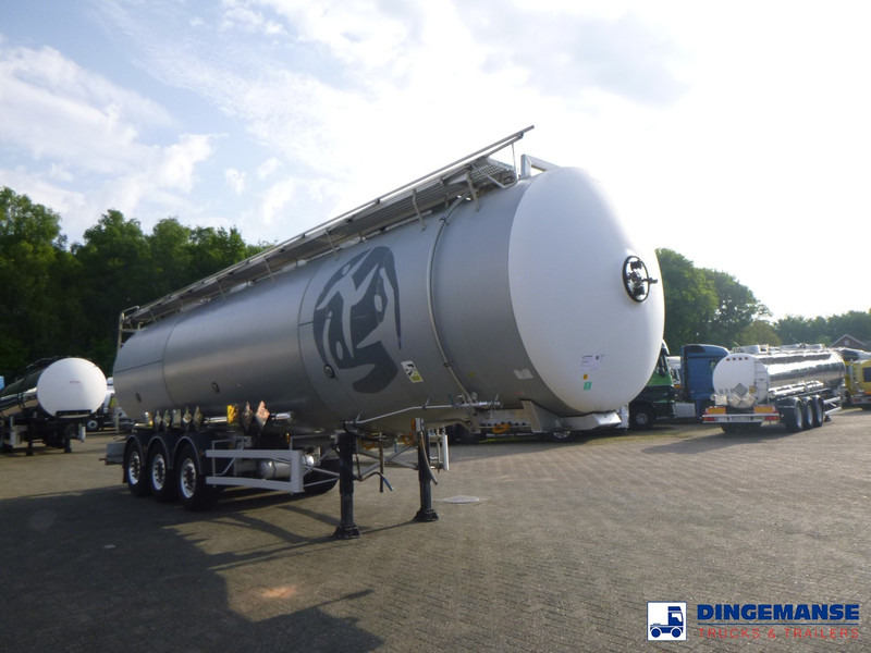 Magyar Chemical tank inox L4BH 44.5 m3 / 3 comp - Tanksemi: bilde 2 Magyar Chemical tank inox L4BH 44.5 m3 / 3 comp - Tanksemi: bilde 2