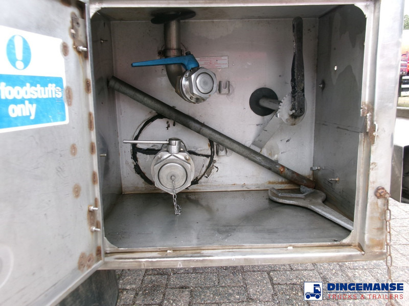 Magyar Food tank inox 30 m3 / 1 comp - Tanksemi: bilde 5 Magyar Food tank inox 30 m3 / 1 comp - Tanksemi: bilde 5