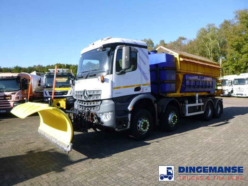 Mercedes-Benz Arocs 3240 8x4 RHD Schmidt snow plough / gritter - Brøytebil: bilde 1 Mercedes-Benz Arocs 3240 8x4 RHD Schmidt snow plough / gritter - Brøytebil: bilde 1