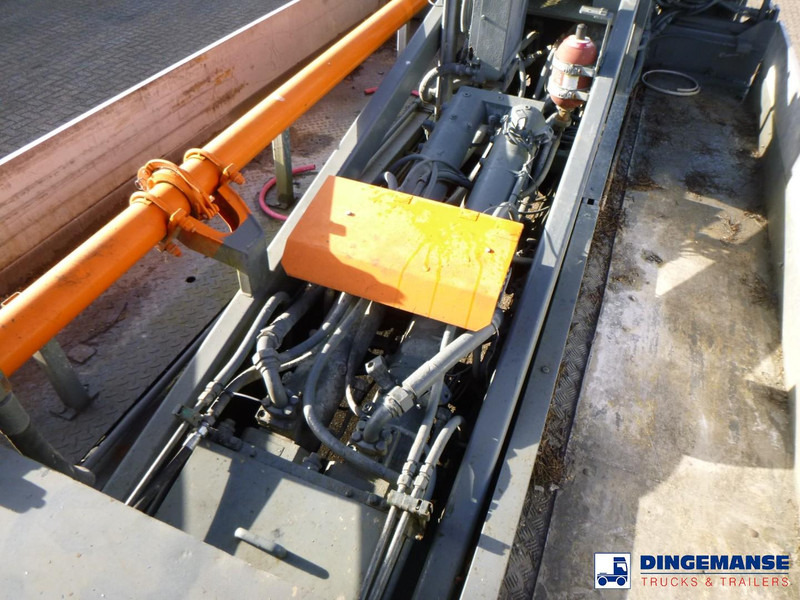 Stasjonær betongpumpe Mercedes-Benz Atego 4x2 Putzmeister concrete pump 20 m: bilde 13 Stasjonær betongpumpe Mercedes-Benz Atego 4x2 Putzmeister concrete pump 20 m: bilde 13