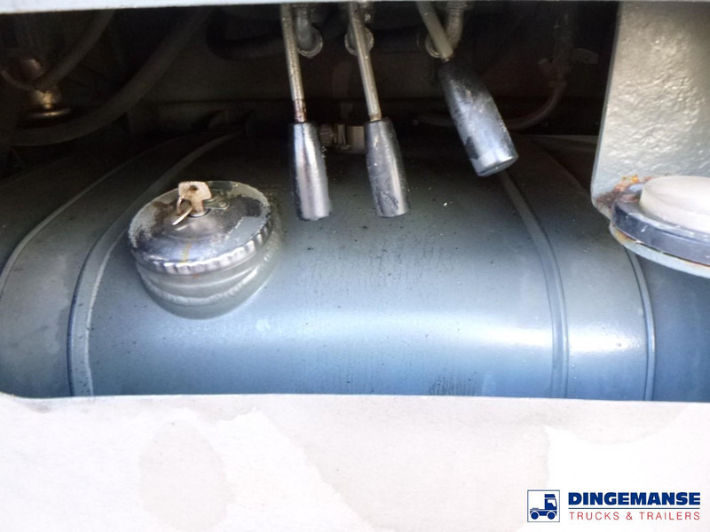 Stasjonær betongpumpe Mercedes-Benz Atego 4x2 Putzmeister concrete pump 20 m: bilde 9 Stasjonær betongpumpe Mercedes-Benz Atego 4x2 Putzmeister concrete pump 20 m: bilde 9