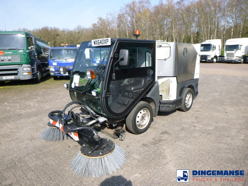 Nilfisk City Ranger CR3500 sweeper - Feiebil: bilde 1 Nilfisk City Ranger CR3500 sweeper - Feiebil: bilde 1