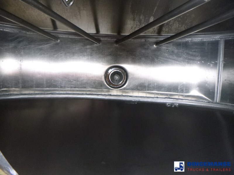 Leie Renault Premium 270 dxi 4x2 fuel tank 13.3 m3 / 4 comp Renault Premium 270 dxi 4x2 fuel tank 13.3 m3 / 4 comp: bilde 19