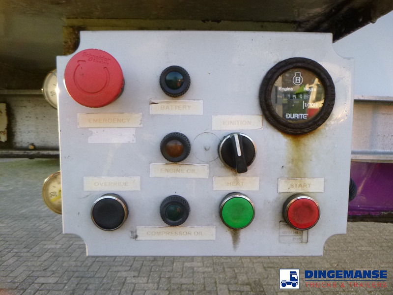 Leie SPITZER Powder tank alu 37 m3 + engine/compressor SPITZER Powder tank alu 37 m3 + engine/compressor: bilde 6 Leie SPITZER Powder tank alu 37 m3 + engine/compressor SPITZER Powder tank alu 37 m3 + engine/compressor: bilde 6