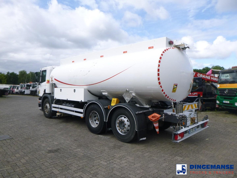 Scania P 320 DB 6X2 fuel tank 18.8 m3 / 5 comp - Tankbil: bilde 3 Scania P 320 DB 6X2 fuel tank 18.8 m3 / 5 comp - Tankbil: bilde 3