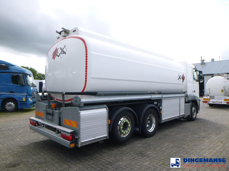 Volvo FH 460 6x2 fuel tank 23.6 m3 / 4 comp - Tankbil: bilde 3 Volvo FH 460 6x2 fuel tank 23.6 m3 / 4 comp - Tankbil: bilde 3