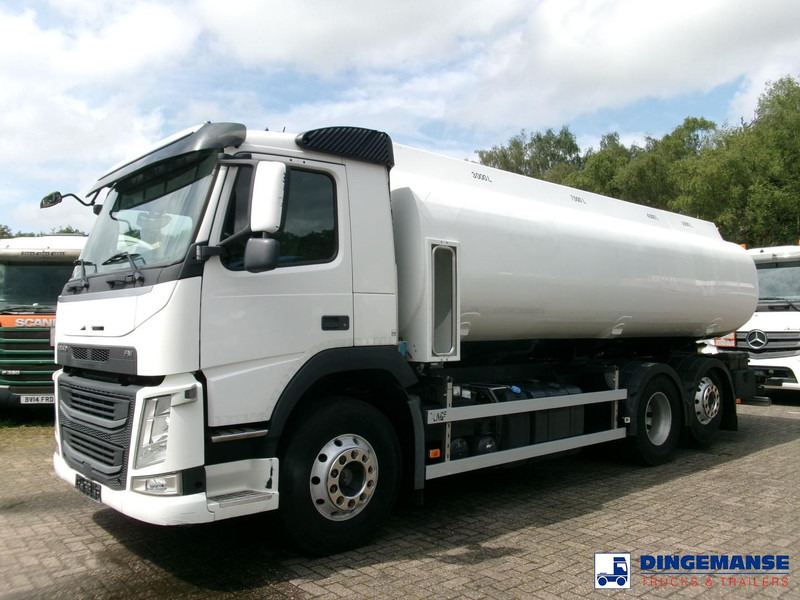 Volvo FM 380 6X2 fuel tank 20.6 m3 / 4 comp - Tankbil: bilde 1 Volvo FM 380 6X2 fuel tank 20.6 m3 / 4 comp - Tankbil: bilde 1