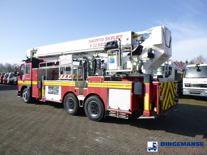 Volvo FM12 6x4 RHD Bronto Skylift F32HDT Angloco fire truck - Brannbil: bilde 3 Volvo FM12 6x4 RHD Bronto Skylift F32HDT Angloco fire truck - Brannbil: bilde 3