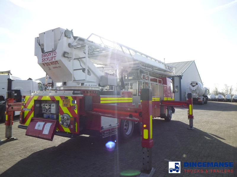 Volvo FM12 6x4 RHD Bronto Skylift F32HDT Angloco fire truck - Brannbil: bilde 4 Volvo FM12 6x4 RHD Bronto Skylift F32HDT Angloco fire truck - Brannbil: bilde 4