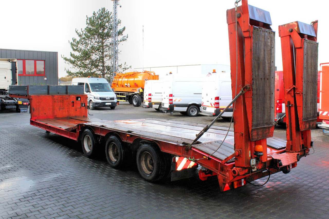 Langendorf 3-Achs SATBUE30-37 Tiefbett Tieflader+Rampen+TÜV - Lavloader semitrailer: bilde 3 Langendorf 3-Achs SATBUE30-37 Tiefbett Tieflader+Rampen+TÜV - Lavloader semitrailer: bilde 3
