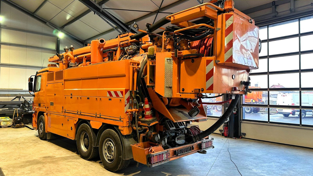 Mercedes-Benz Actros 2546 Müller 13m³ Canalmaster WRG-Recyclin - Vakuum lastebil: bilde 2 Mercedes-Benz Actros 2546 Müller 13m³ Canalmaster WRG-Recyclin - Vakuum lastebil: bilde 2