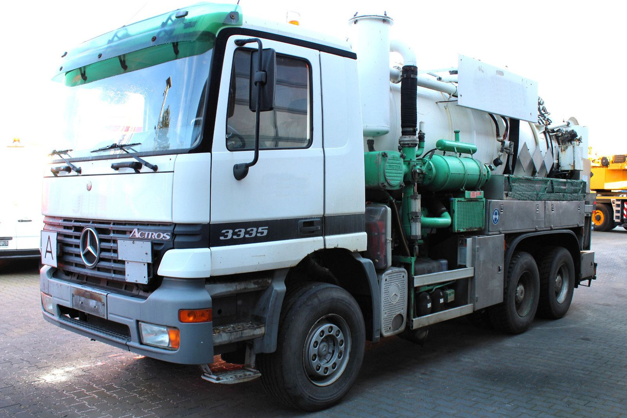 Mercedes-Benz Actros 3335 6x4 Kroll 13m³ HD-Kombi ADR/GGVS V2A - Vakuum lastebil: bilde 4 Mercedes-Benz Actros 3335 6x4 Kroll 13m³ HD-Kombi ADR/GGVS V2A - Vakuum lastebil: bilde 4