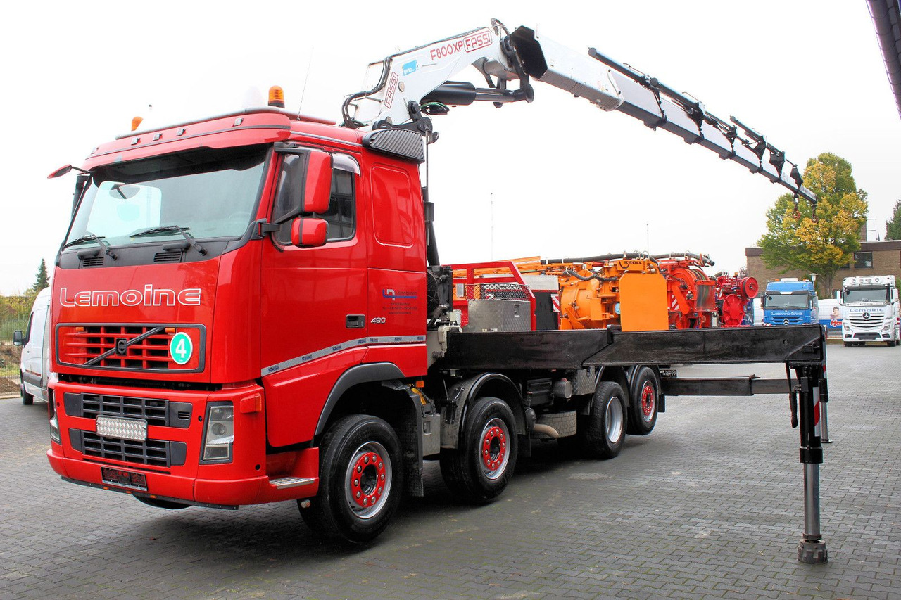 Volvo 480 8x2 Pritsche + FASSI F800XP Kran 6x - Planbil, Kranbil: bilde 3 Volvo 480 8x2 Pritsche + FASSI F800XP Kran 6x - Planbil, Kranbil: bilde 3