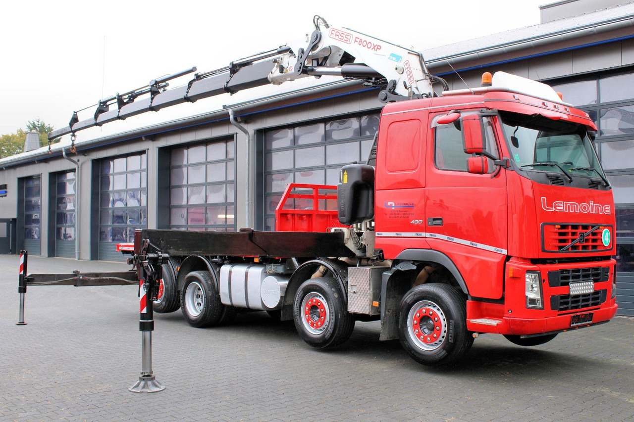 Volvo FM 480 8x2 Pritsche + FASSI F800XP Kran 6x - Planbil, Kranbil: bilde 2 Volvo FM 480 8x2 Pritsche + FASSI F800XP Kran 6x - Planbil, Kranbil: bilde 2