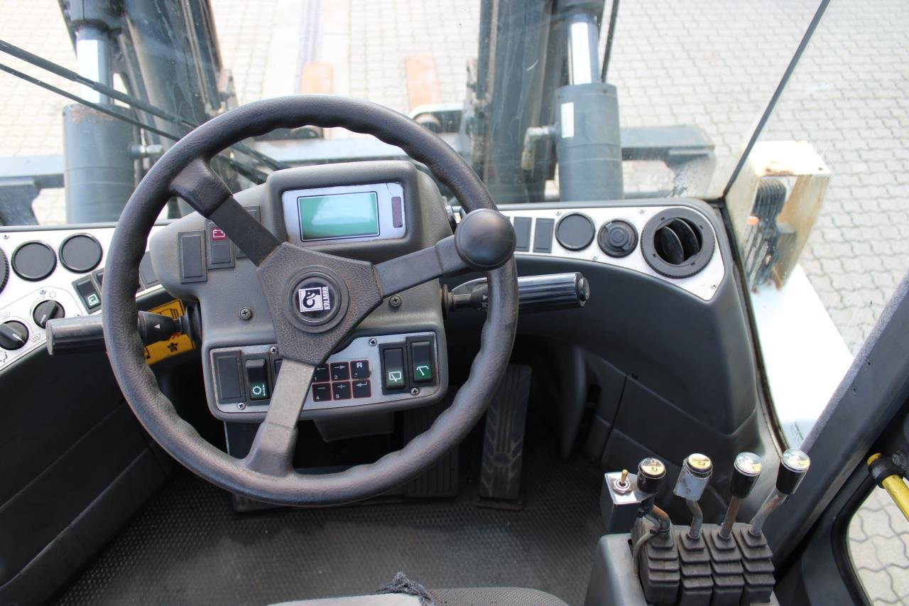 Kalmar DCE120-6 - Dieseltruck: bilde 4 Kalmar DCE120-6 - Dieseltruck: bilde 4