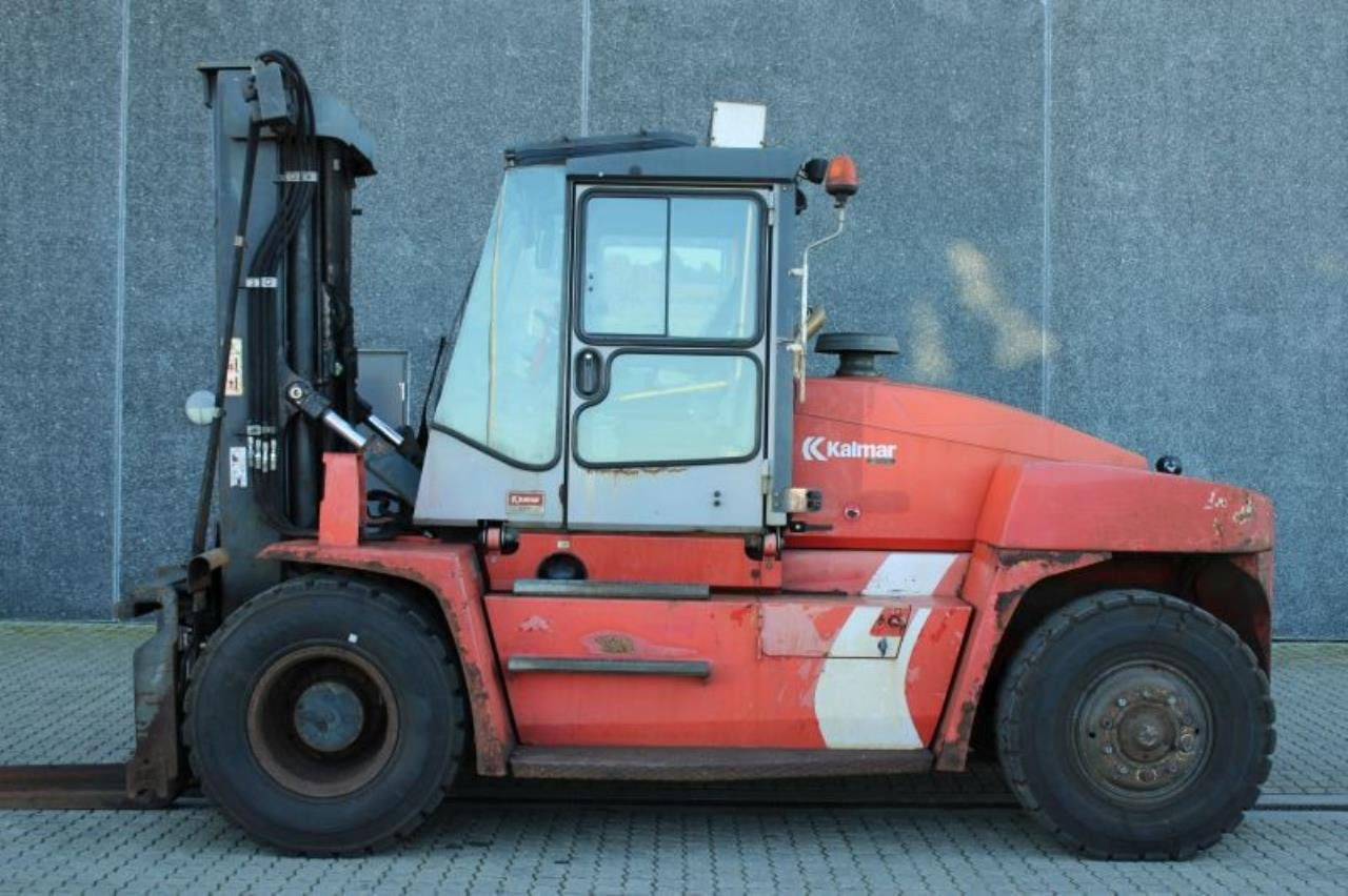 Kalmar DCE140-6 - Dieseltruck: bilde 1 Kalmar DCE140-6 - Dieseltruck: bilde 1