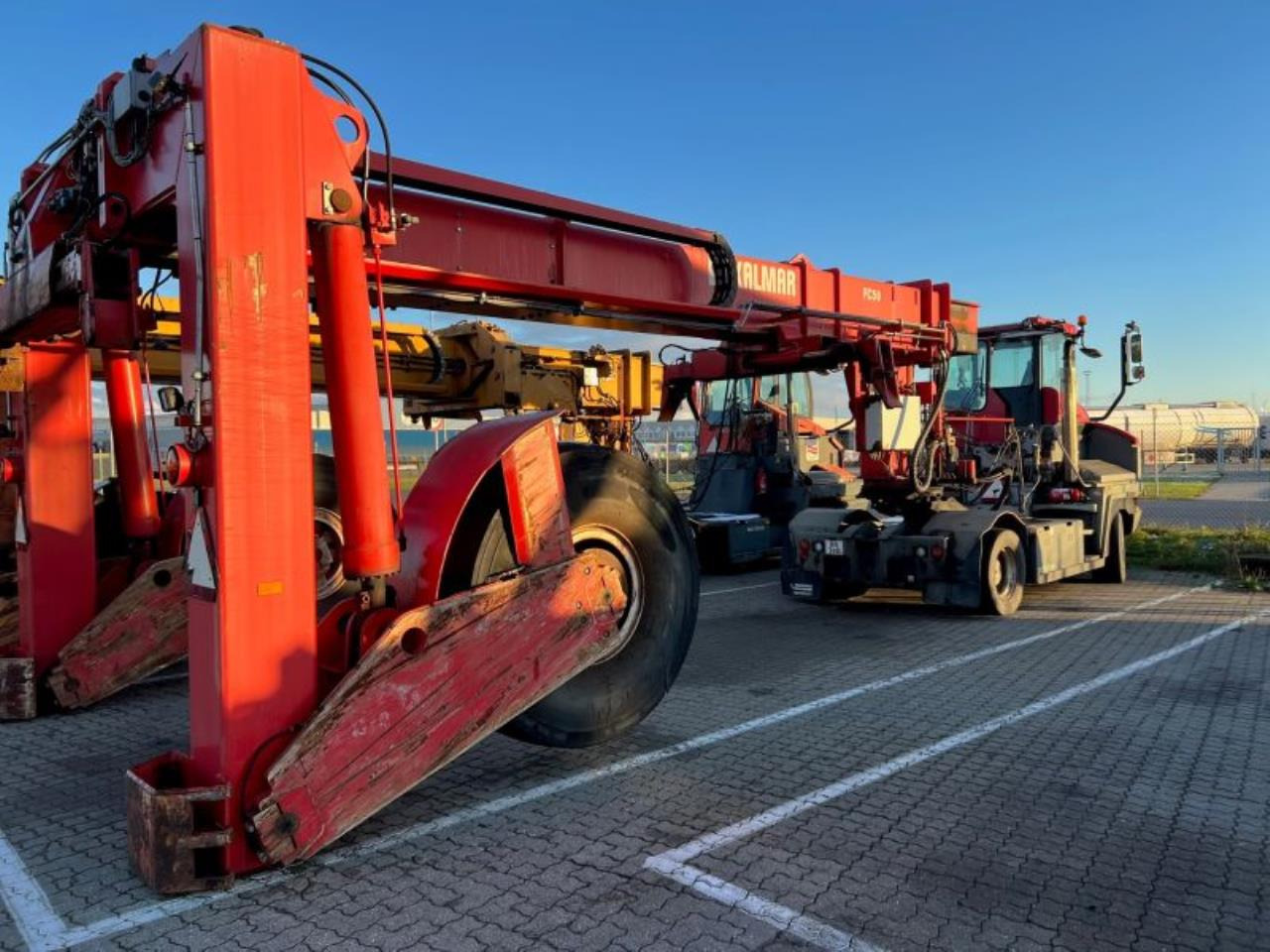 Kalmar FC50 20-40” - Container loader: bilde 1 Kalmar FC50 20-40” - Container loader: bilde 1