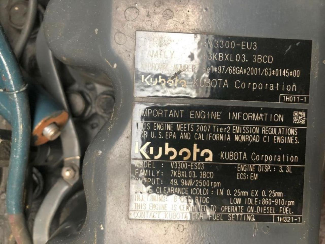 Kubota V3300-EU3 - Motor: bilde 3 Kubota V3300-EU3 - Motor: bilde 3