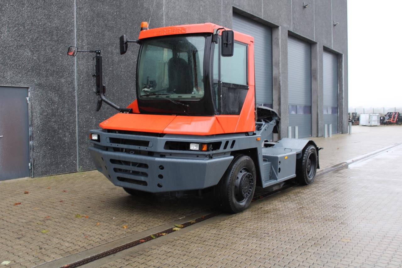 Terberg RT222 - Terminaltraktor: bilde 2 Terberg RT222 - Terminaltraktor: bilde 2