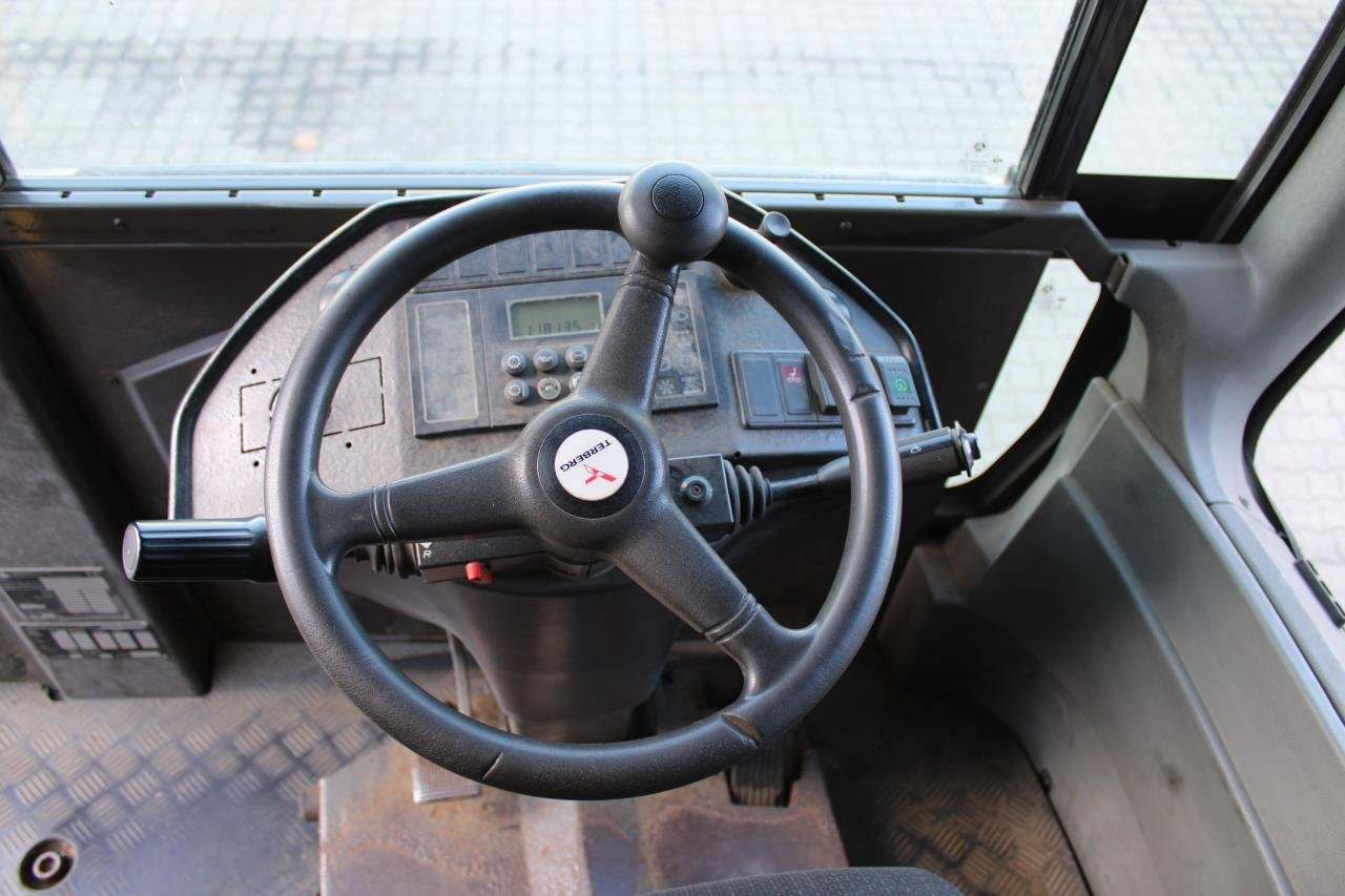 Terberg RT282 - Terminaltraktor: bilde 4 Terberg RT282 - Terminaltraktor: bilde 4