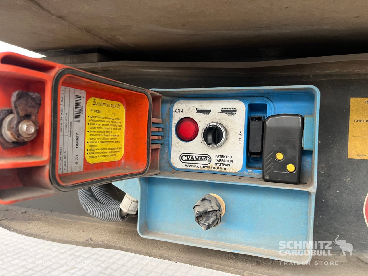 SCHMITZ Auflieger Kipper Stahlrundmulde 25m³ - Tippsemi: bilde 2 SCHMITZ Auflieger Kipper Stahlrundmulde 25m³ - Tippsemi: bilde 2