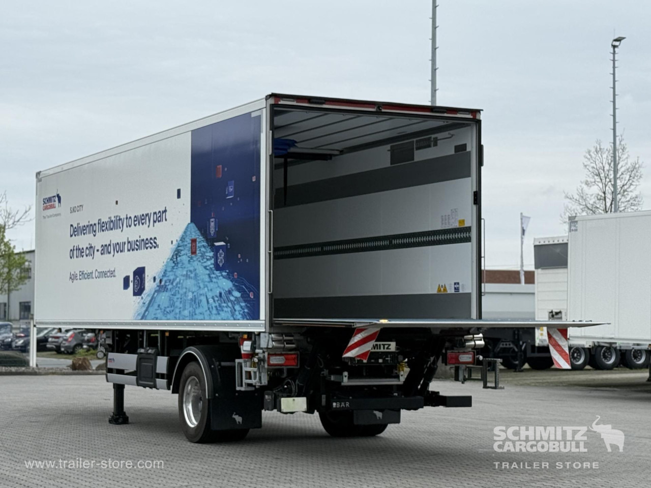 SCHMITZ Auflieger Tiefkühler Standard Taillift - Isotermisk semitrailer: bilde 1 SCHMITZ Auflieger Tiefkühler Standard Taillift - Isotermisk semitrailer: bilde 1