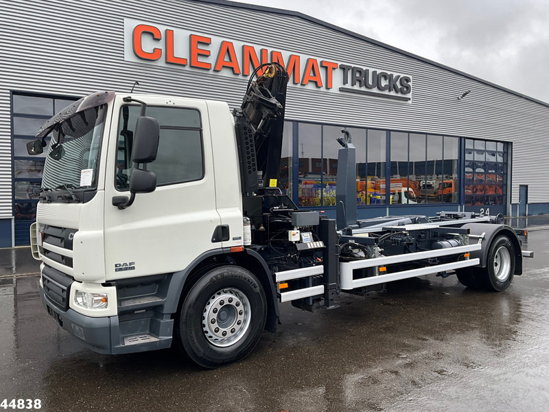 DAF FA 75 CF 250 MKG 14 Tonmeter laadkraan - Krokbil, Kranbil: bilde 2 DAF FA 75 CF 250 MKG 14 Tonmeter laadkraan - Krokbil, Kranbil: bilde 2
