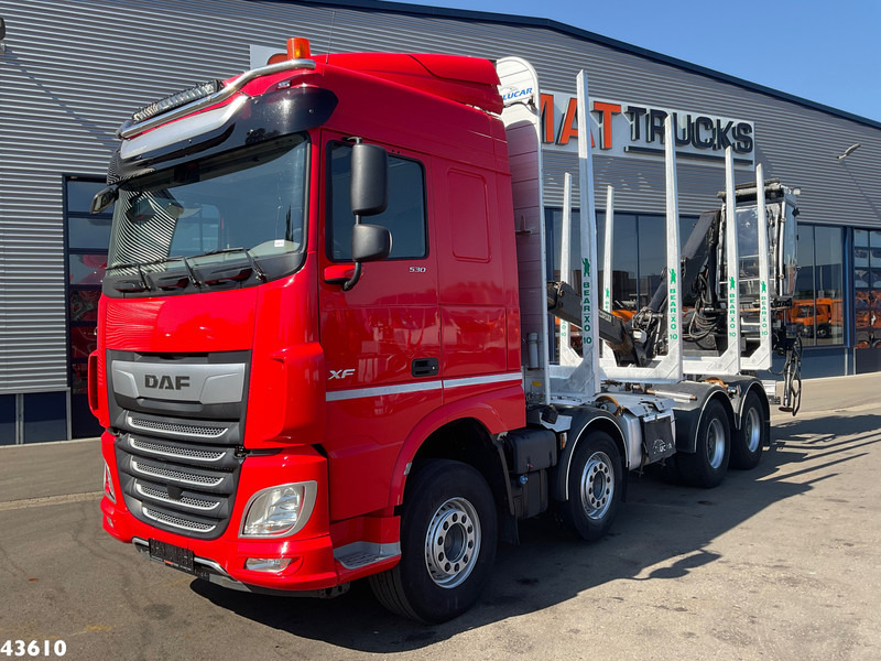 DAF FAD XF 530 8x4 Holzkran - Kranbil: bilde 3 DAF FAD XF 530 8x4 Holzkran - Kranbil: bilde 3