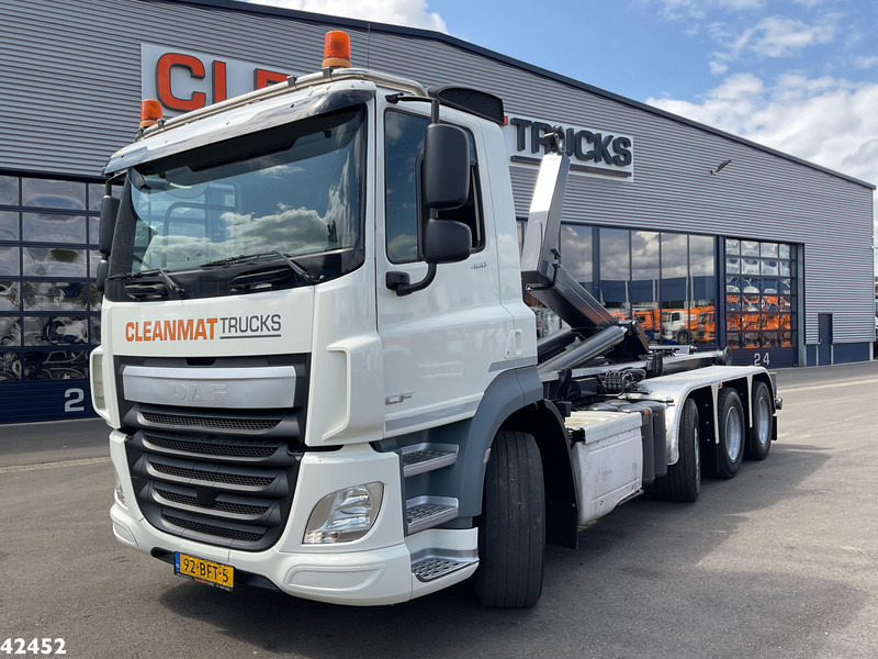 DAF FAK CF 460 Tridem 8x2 Euro 6 VDL 30 Ton haakarmsysteem - Krokbil: bilde 1 DAF FAK CF 460 Tridem 8x2 Euro 6 VDL 30 Ton haakarmsysteem - Krokbil: bilde 1