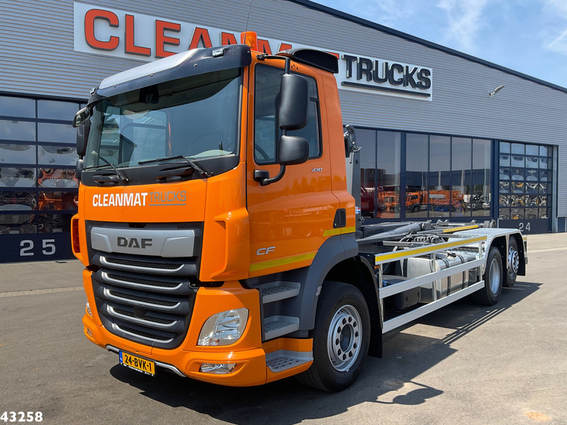 DAF FAN CF 430 VDL 21 Ton haakarmsysteem - Krokbil: bilde 2 DAF FAN CF 430 VDL 21 Ton haakarmsysteem - Krokbil: bilde 2