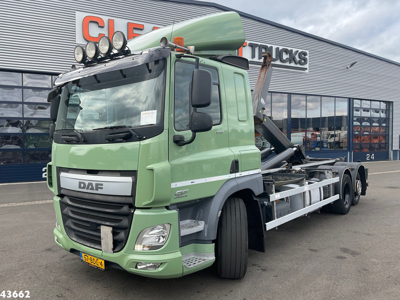 DAF FAR CF 370 Euro 6 VDL 21 Ton haakarmsysteem - Krokbil: bilde 1 DAF FAR CF 370 Euro 6 VDL 21 Ton haakarmsysteem - Krokbil: bilde 1