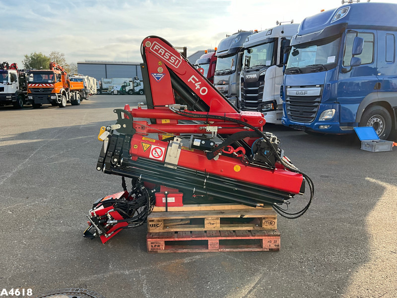 FASSI DEMO 4 Tonmeter laadkraan Laadkraan - Lastebilkran: bilde 4 FASSI DEMO 4 Tonmeter laadkraan Laadkraan - Lastebilkran: bilde 4