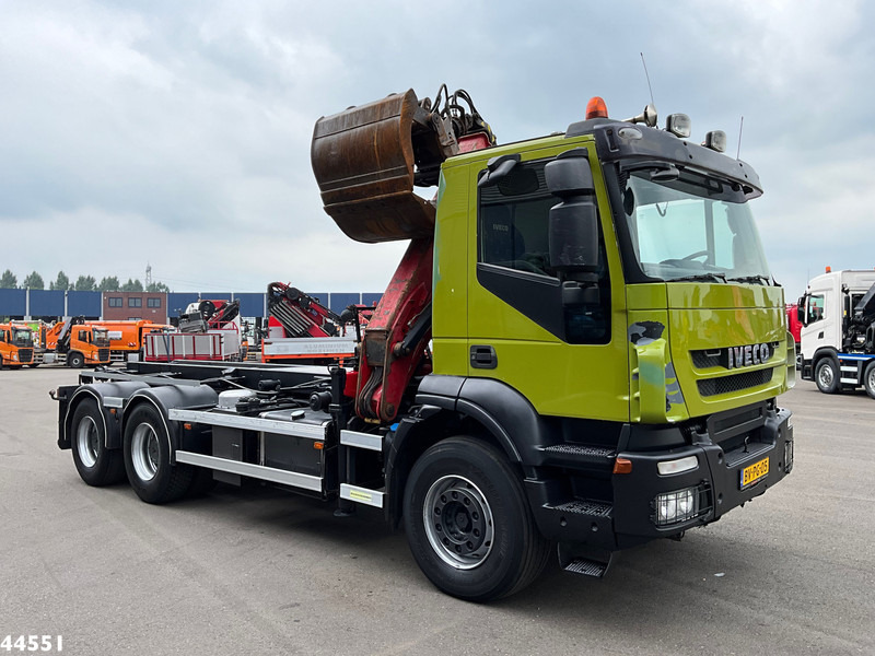 Iveco AD260T41 6x4 HMF 16 Tonmeter Z-kraan - Lastebil med kabelsystem, Kranbil: bilde 3 Iveco AD260T41 6x4 HMF 16 Tonmeter Z-kraan - Lastebil med kabelsystem, Kranbil: bilde 3
