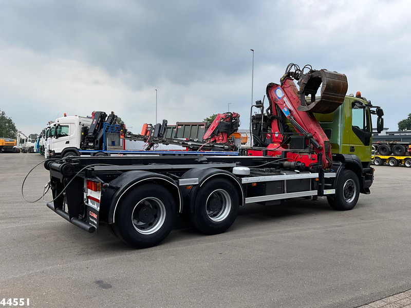 Iveco AD260T41 6x4 HMF 16 Tonmeter Z-kraan - Lastebil med kabelsystem, Kranbil: bilde 5 Iveco AD260T41 6x4 HMF 16 Tonmeter Z-kraan - Lastebil med kabelsystem, Kranbil: bilde 5