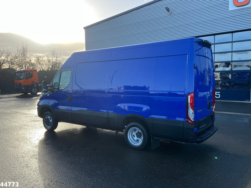 Iveco Daily 35C18 RIONED hogedrukwater installatie - Vakuum lastebil: bilde 3 Iveco Daily 35C18 RIONED hogedrukwater installatie - Vakuum lastebil: bilde 3