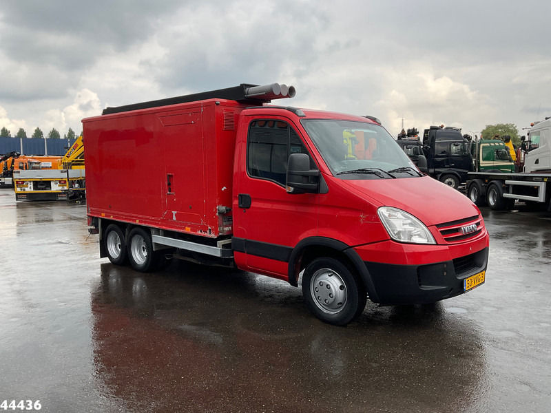 Iveco Daily 40C18 + Veldhuizen oplegger ROM Hogedrukinstallatie - Vakuum lastebil: bilde 3 Iveco Daily 40C18 + Veldhuizen oplegger ROM Hogedrukinstallatie - Vakuum lastebil: bilde 3