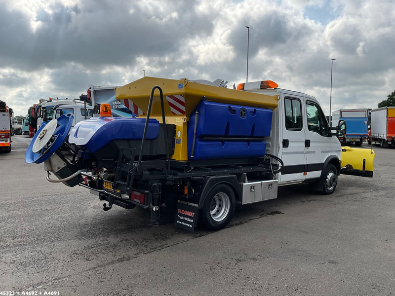 Iveco Daily 70C17 Nido zoutstrooier - Brøytebil: bilde 4 Iveco Daily 70C17 Nido zoutstrooier - Brøytebil: bilde 4