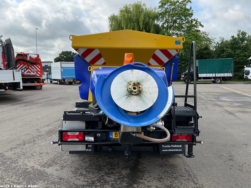 Iveco Daily 70C17 Nido zoutstrooier - Brøytebil: bilde 5 Iveco Daily 70C17 Nido zoutstrooier - Brøytebil: bilde 5