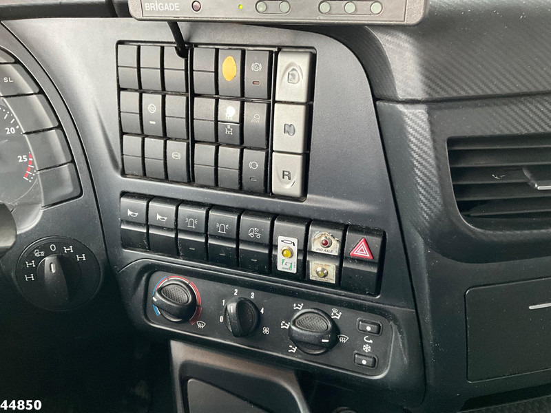 Krokbil, Kranbil Iveco Trakker AD380T41W 8x6 Euro 6 HMF 19 Tonmeter Z-kraan: bilde 18