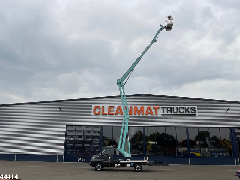 Iveco Daily 35S12 20 Meter hoogwerker + JIB Just 6.039 km! - Lastebil: bilde 2 Iveco Daily 35S12 20 Meter hoogwerker + JIB Just 6.039 km! - Lastebil: bilde 2