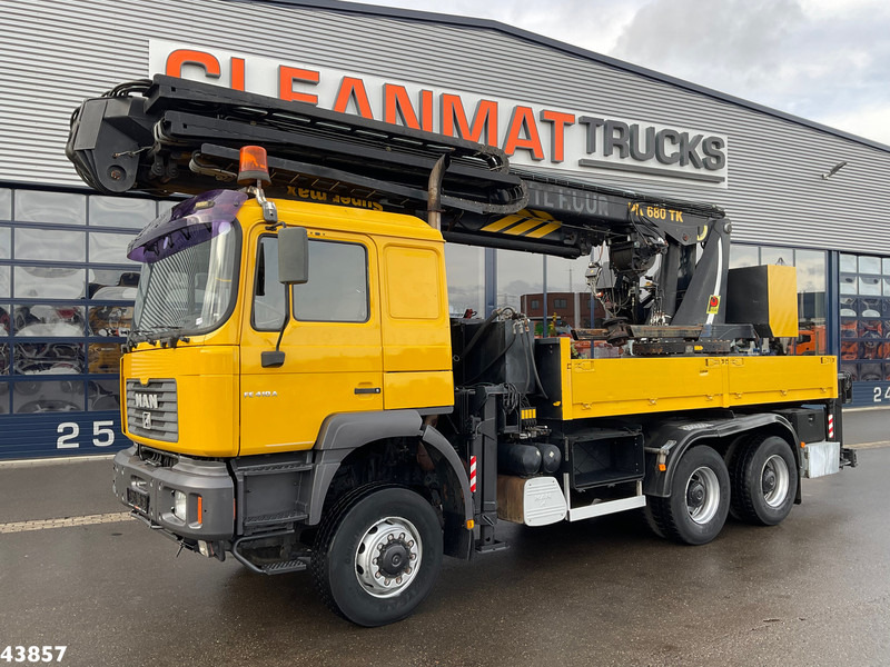 MAN F2000 6x6 Full Steel Manual Palfinger 68 Meter Dachdecker kran Just 54.133 km! - Kranbil: bilde 2 MAN F2000 6x6 Full Steel Manual Palfinger 68 Meter Dachdecker kran Just 54.133 km! - Kranbil: bilde 2