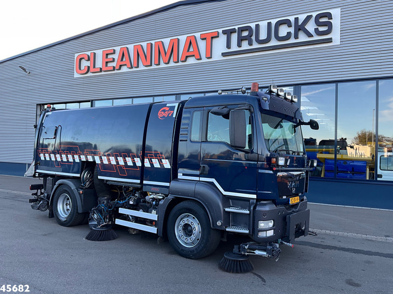 MAN TGS 18.320 Manual Gearbox Brock Wegdekreinger links en rechtsvegend! - Feiebil: bilde 2 MAN TGS 18.320 Manual Gearbox Brock Wegdekreinger links en rechtsvegend! - Feiebil: bilde 2