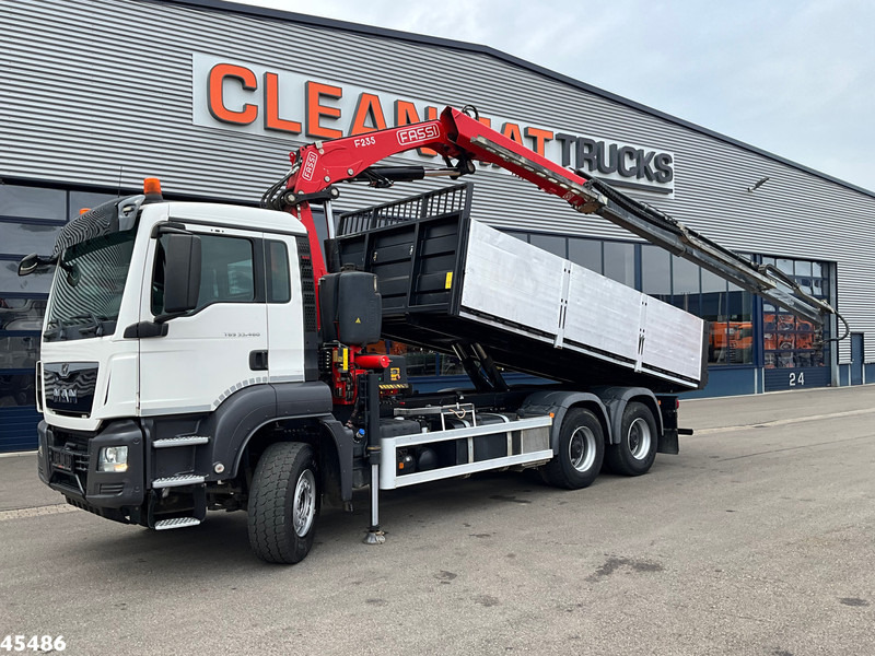 MAN TGS 33.460 6x4 Euro 6 Fassi 23 Tonmeter laadkraan Just 137.258 Km! - Tippbil, Kranbil: bilde 1 MAN TGS 33.460 6x4 Euro 6 Fassi 23 Tonmeter laadkraan Just 137.258 Km! - Tippbil, Kranbil: bilde 1