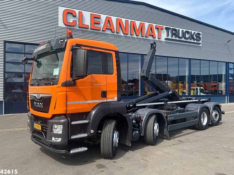 MAN TGS 35.360 8x2 Euro 6 VDL 30 Ton haakarmsysteem - Krokbil: bilde 1 MAN TGS 35.360 8x2 Euro 6 VDL 30 Ton haakarmsysteem - Krokbil: bilde 1