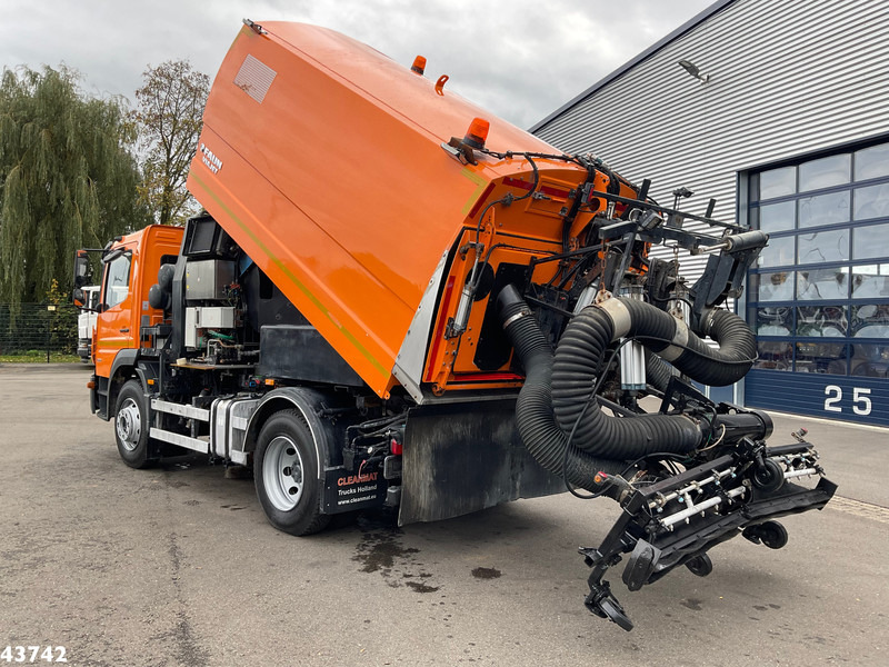 Mercedes-Benz ATEGO 1523 Faun VIAJET 6 R/HS Wegdekreiniger Just 14.776 km! - Feiebil: bilde 1 Mercedes-Benz ATEGO 1523 Faun VIAJET 6 R/HS Wegdekreiniger Just 14.776 km! - Feiebil: bilde 1
