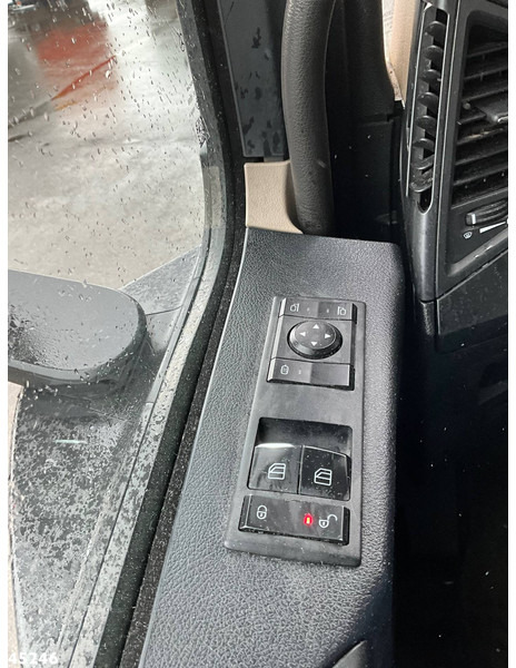 Kranbil Mercedes-Benz Actros 1833 Euro 6 HMF 21 Tonmeter laadkraan: bilde 16
