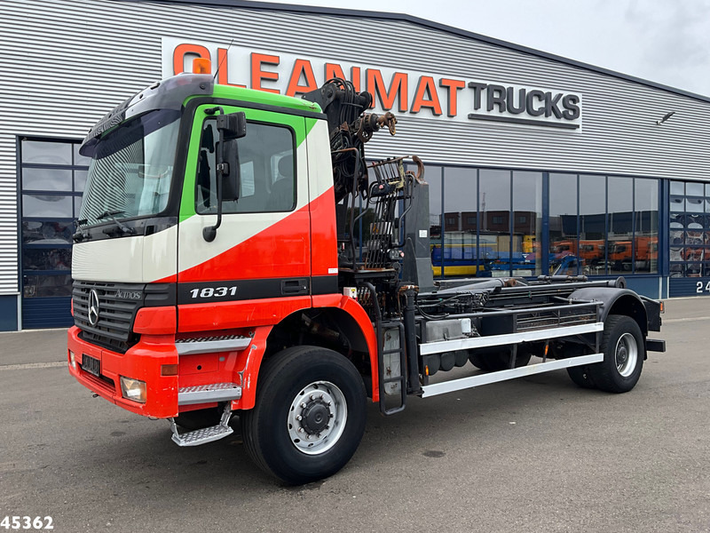 Mercedes-Benz Actros 1931 AK 4x4 Hiab 12 Tonmeter laadkraan - Krokbil, Kranbil: bilde 2 Mercedes-Benz Actros 1931 AK 4x4 Hiab 12 Tonmeter laadkraan - Krokbil, Kranbil: bilde 2