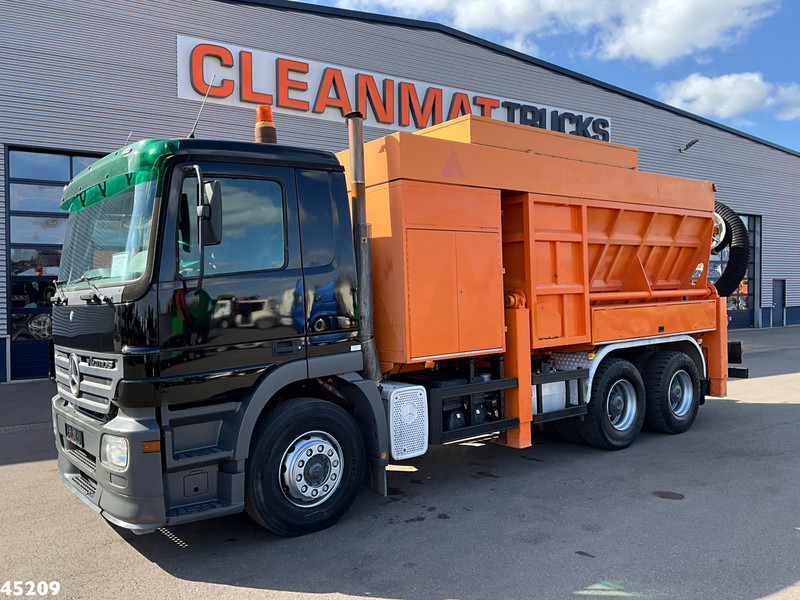 Mercedes-Benz Actros 3336 6x4 RSP Saugbagger 7m³ - Vakuum lastebil: bilde 2 Mercedes-Benz Actros 3336 6x4 RSP Saugbagger 7m³ - Vakuum lastebil: bilde 2