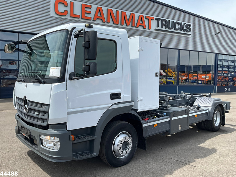 Mercedes-Benz Atego 1218 Euro 6 Manual 7 Ton haakarmsysteem - Krokbil: bilde 2 Mercedes-Benz Atego 1218 Euro 6 Manual 7 Ton haakarmsysteem - Krokbil: bilde 2